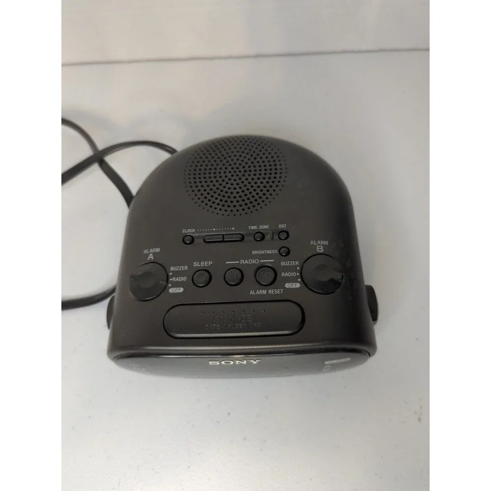 CLASSIC SONY DREAM MACHINE ICF-C318 FM/AM DIGITAL DUAL ALARM CLOCK RADIO